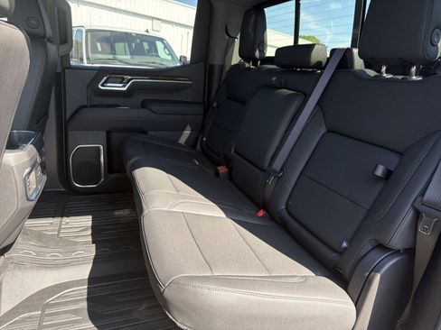 New 2026 GMC Sierra 1500 Elevation w/ Elevation Premium Package AWD/4WD image 18