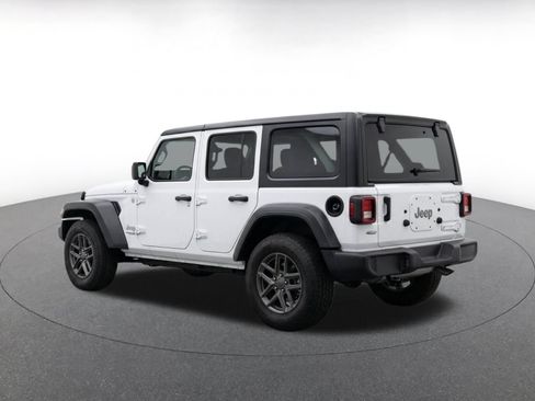 Used 2025 Jeep Wrangler Unlimited Sport AWD/4WD image 7