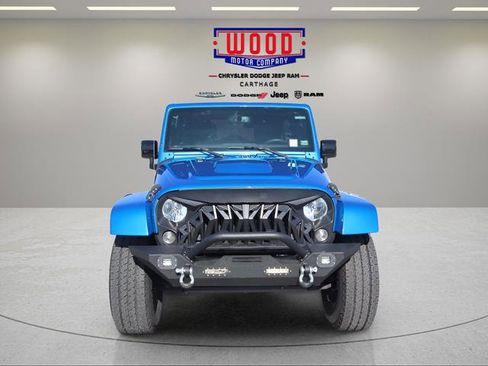 Used 2015 Jeep Wrangler Unlimited Sahara image 10