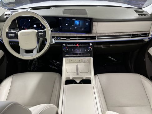 Used 2024 Hyundai Santa Fe Calligraphy image 20