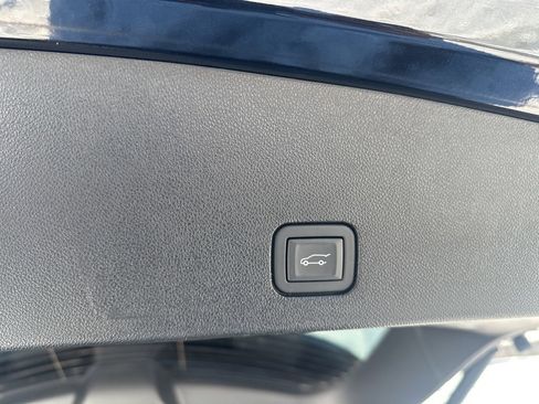 Certified 2024 Cadillac XT6 Sport image 37