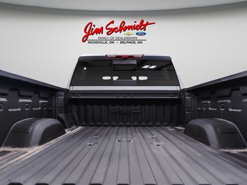 Used 2025 GMC Sierra 2500 Denali w/ Denali Reserve Package AWD/4WD image 43