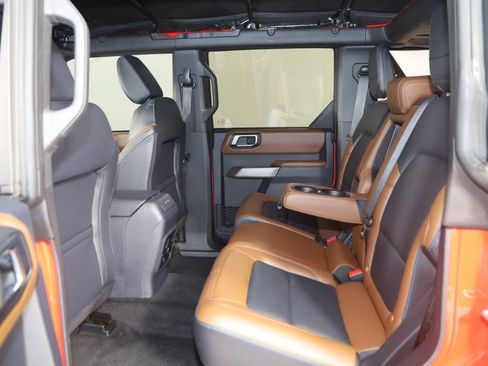 Used 2023 Ford Bronco Outer Banks AWD/4WD image 48
