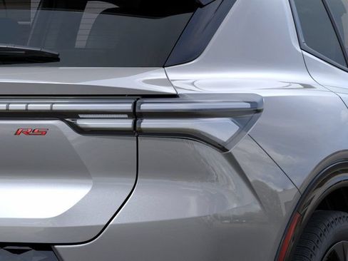 New 2026 Chevrolet Equinox EV RS w/ Convenience Package II AWD/4WD image 12