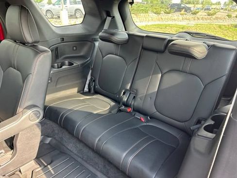 Used 2023 Honda Pilot TrailSport image 30