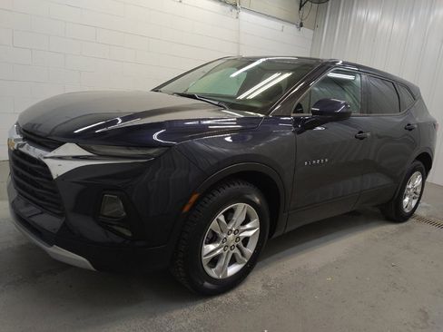 Used 2020 Chevrolet Blazer LT FWD image 2