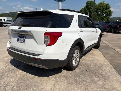 Used 2020 Ford Explorer XLT w/ Equipment Group 202A RWD image 34