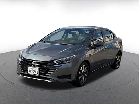 Used 2025 Nissan Versa SV FWD image 7