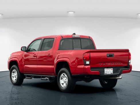 Used 2022 Toyota Tacoma SR5 image 4