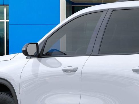 New 2026 Chevrolet Traverse Z71 w/ Driver Confidence Package image 12