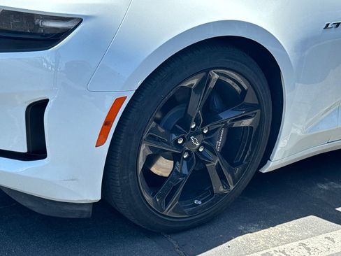 Used 2023 Chevrolet Camaro LT w/ Technology Package RWD image 6