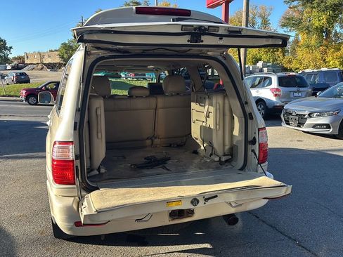 Used 2005 Lexus LX 470 4WD image 13