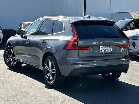 Certified 2021 Volvo XC60 T5 Momentum w/ Premium Package image 6