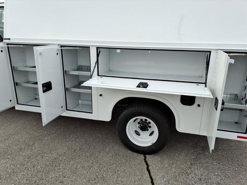 New 2026 Ford E-350 and Econoline 350 Super Duty w/ Power Equipment Group image 10