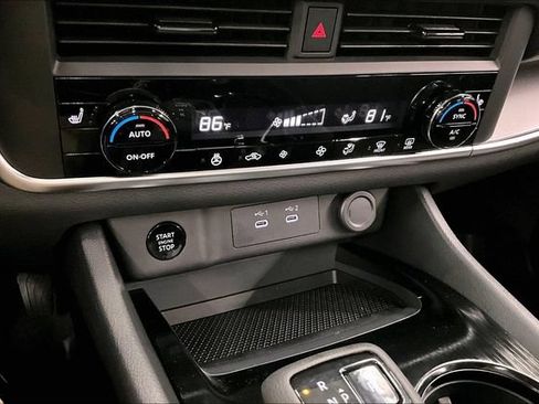 New 2026 Nissan Rogue Dark Armor AWD/4WD image 26