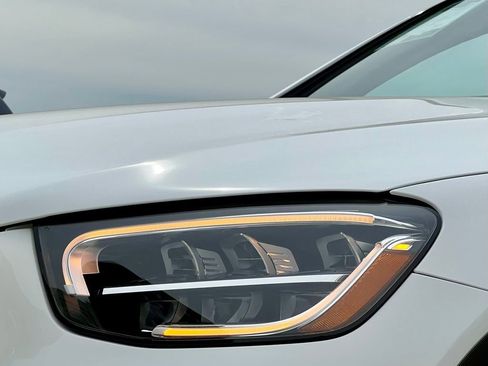 Certified 2022 Mercedes-Benz GLC 300 4MATIC image 5