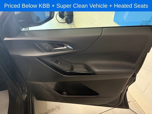 Used 2025 Chevrolet Equinox LT w/ Safety and Technology Package FWD image 21