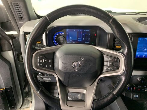 Used 2022 Ford Bronco Badlands w/ Sasquatch Package AWD/4WD image 20