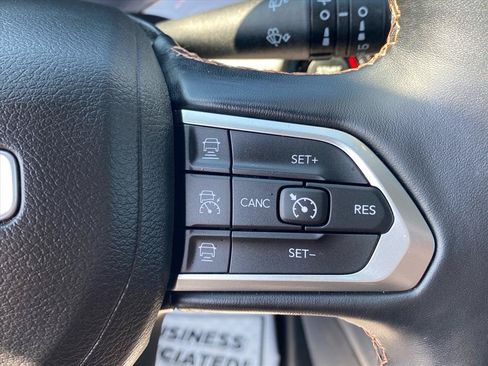 Used 2022 Jeep Compass Limited AWD/4WD image 19