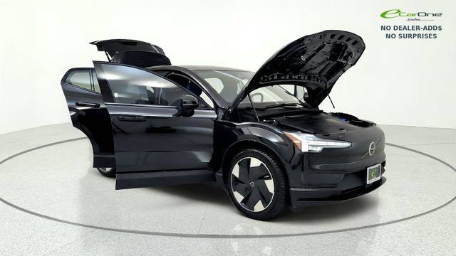 Used 2025 Volvo EX30 Plus w/ Protection Package Premier AWD/4WD image 11