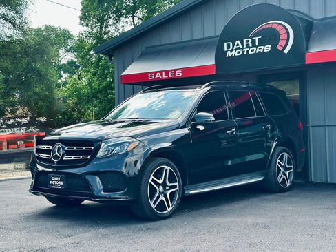 Used 2017 Mercedes-Benz GLS 550 4MATIC image 3