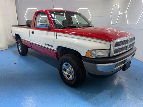 Used 1994 Dodge Ram 1500 Truck 4x4 Regular Cab image 65