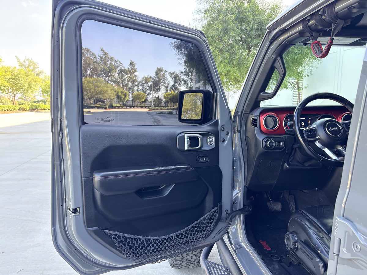 Used 2020 Jeep Wrangler Unlimited Rubicon AWD/4WD image 18