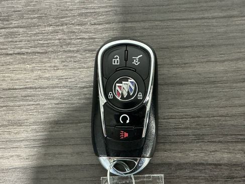 Used 2021 Buick Enclave Avenir w/ Avenir Technology Package image 39