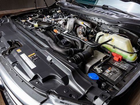 Used 2024 Ford F250 Limited w/ FX4 Off-Road Package image 40