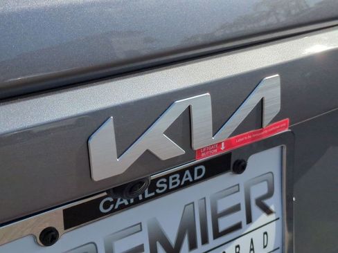 New 2026 Kia Niro Wind image 30