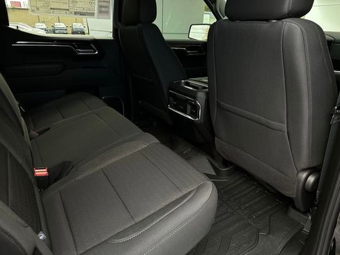 New 2026 GMC Sierra 1500 Elevation image 18