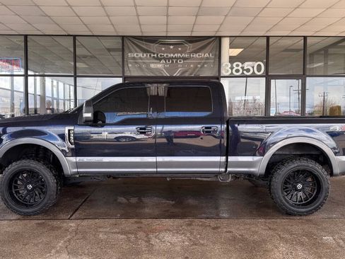 Used 2021 Ford F350 Lariat AWD/4WD image 2