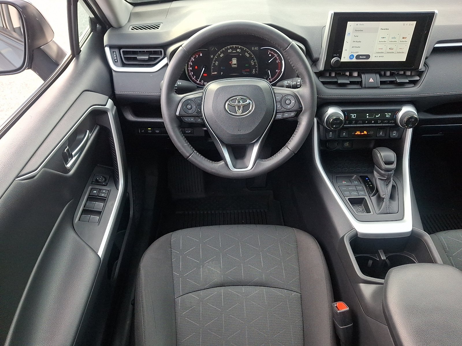 Used 2024 Toyota RAV4 XLE w/ Convenience Package AWD/4WD image 11