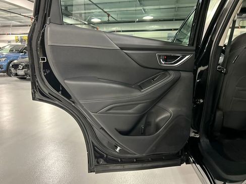 Used 2022 Subaru Forester Premium image 22