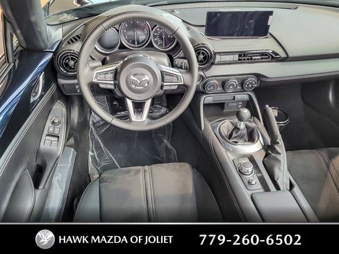 New 2025 MAZDA MX-5 Miata Club w/ Weather Package image 11