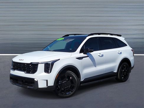 Used 2025 Kia Sorento SX Prestige w/ Olive Brown Leather Package image 1