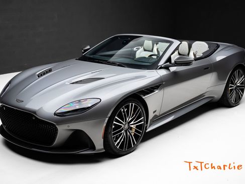 Used 2020 Aston Martin DBS Superleggera Volante RWD image 1