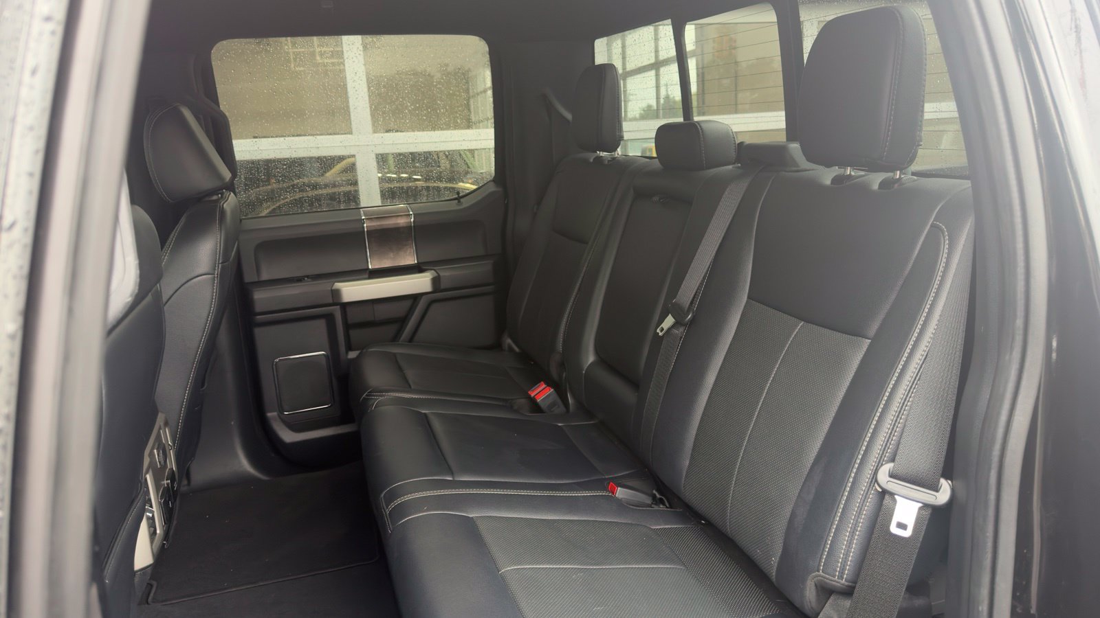 Used 2022 Ford F250 Lariat w/ Tremor Off-Road Package AWD/4WD image 14