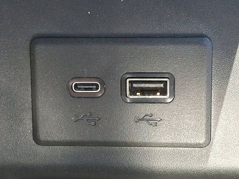 Certified 2023 GMC Sierra 1500 SLT w/ SLT Premium Package image 25