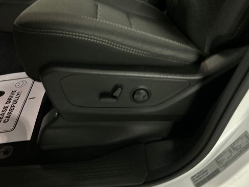 Used 2025 RAM 1500 Big Horn image 13