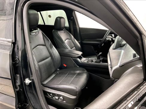 Used 2025 Cadillac XT4 Sport image 11