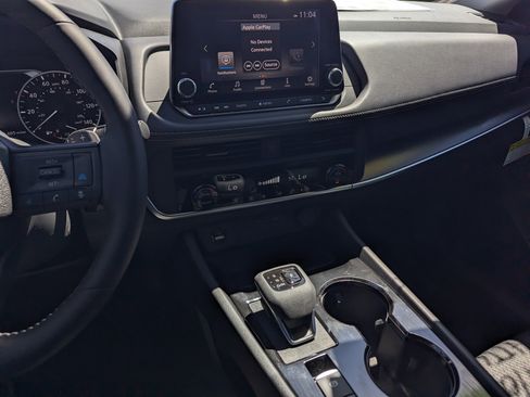 New 2026 Nissan Rogue SV image 10