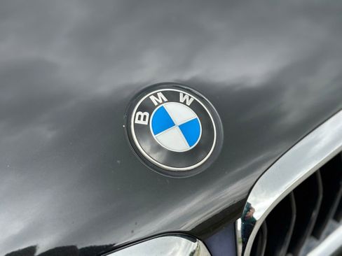 Used 2019 BMW 530i xDrive w/ Convenience Package AWD/4WD image 11