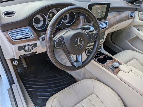 Used 2016 Mercedes-Benz CLS 550 4MATIC image 10