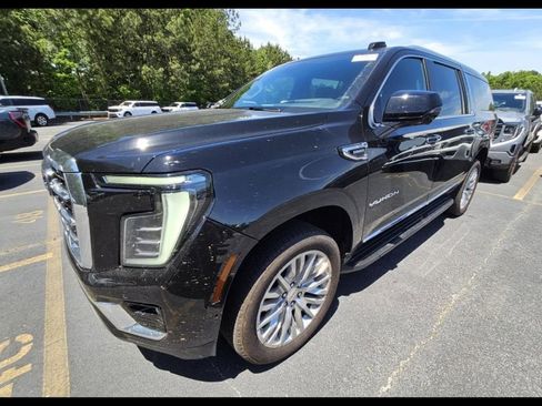 Used 2025 GMC Yukon XL Elevation w/ Elevation Premium Package RWD image 6