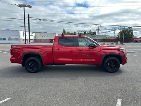 Used 2025 Toyota Tundra Limited w/ TRD Off-Road Package AWD/4WD image 7