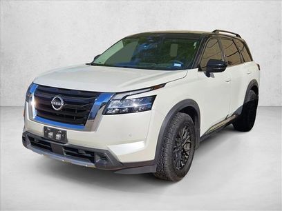 Used 2024 Nissan Pathfinder Platinum