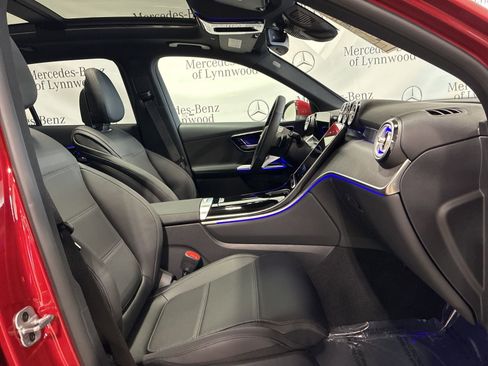 New 2026 Mercedes-Benz GLC 300 4MATIC image 14