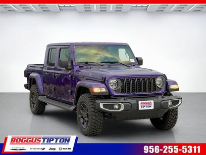 New 2026 Jeep Gladiator Sport