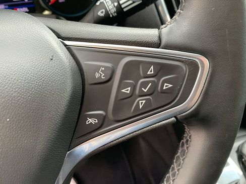 Used 2023 Chevrolet Equinox LT AWD/4WD image 23